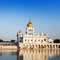 Gurudwara Bangla Sahib’de huzur bulun 