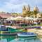 Marsaxlokk’da renkli tekneleri görün  