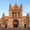 St. Anne’s Katedrali’ni ziyaret edin