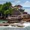 Tanah Lot Deniz Tapınağı’nda güneşi batırın