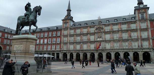 Plaza Mayor Meydanı