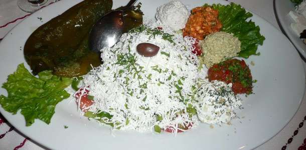 Makedon salatası