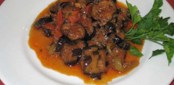 Patlıcan musakka