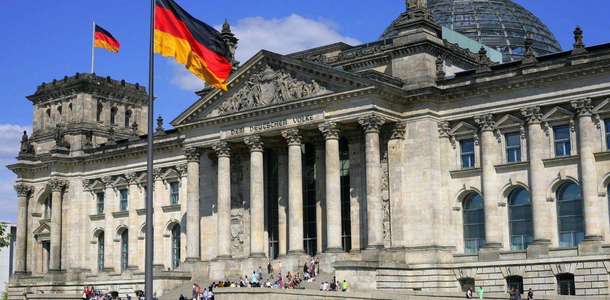 Reichstag (Parlamento Binası)
