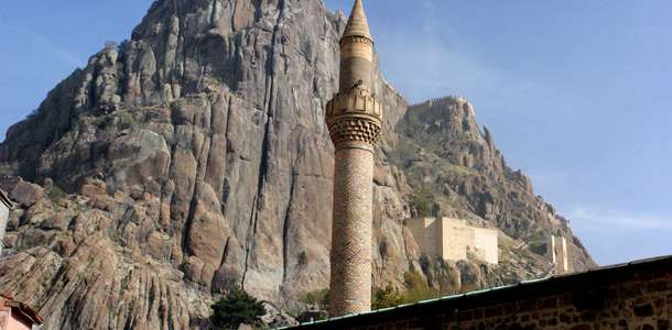 Selçuklulardan kalan Ulu Cami’yi ziyaret edin 