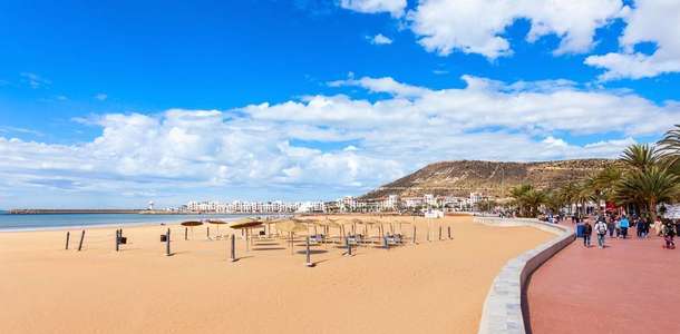 Agadir Plajı’nın maviliklerinde kaybolun