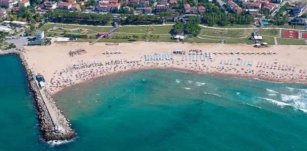 Ağva Plajı’nda Karadeniz’in tadını çıkarın
