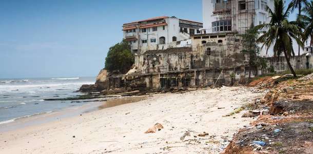 Tarihi Osu Kalesi'ni görün