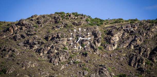 Tepedeki Saat’in yanında zamanı durdurun