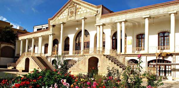 Amir Nezam Evi’ni dolaşın  
