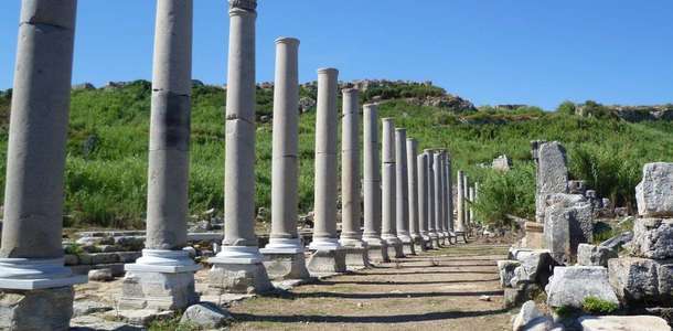 Perge Antik Kenti’ni ziyaret edin