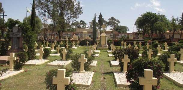 Asmara Ortodoks Mezarlığı’ndan manzarayı seyredin