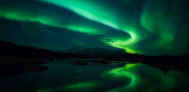 Aurora Borealis'i izleyin (AKA kuzey ışıkları)