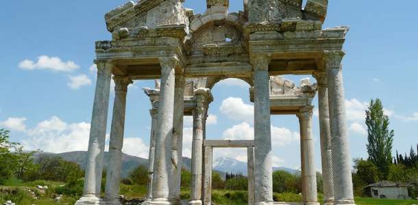 Aphrodisias Antik Kenti’nde zamanda yolculuğa çıkın