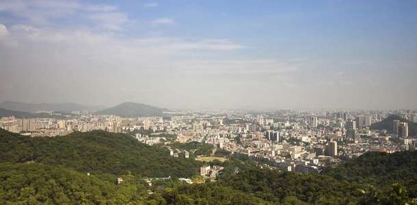 Baiyun Dağı’nda yükseklere çıkın 