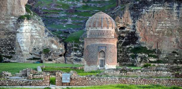 Hasankeyf Kalesi'ne çıkın