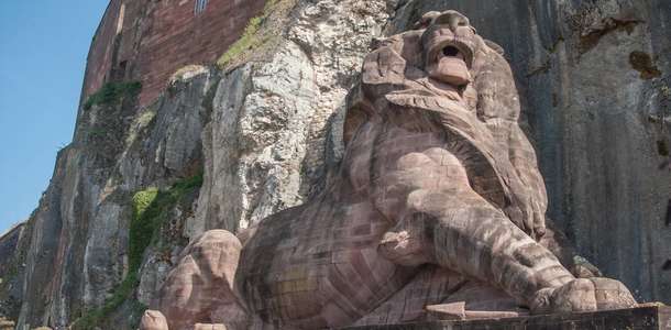 Belfort Aslanı ile fotoğraf çektirin  