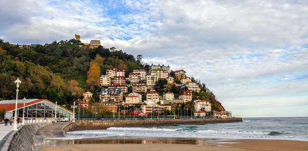 Şehrin sahillerini turlayın  