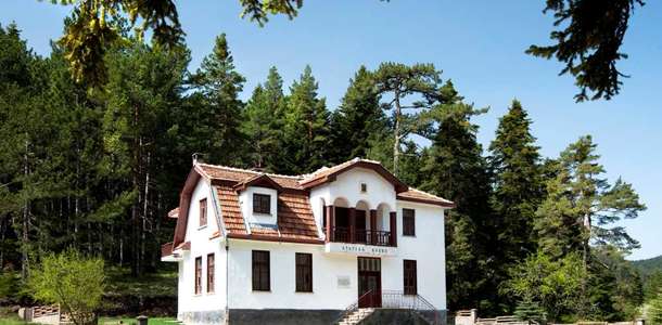 Atatürk Köşkü’nde Ulu Önder’in izini sürün