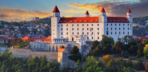 9. yüzyıldan kalma Bratislava Kalesi’nde manzaranın tadını çıkarın