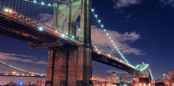 Brooklyn Köprüsü'nden geçin