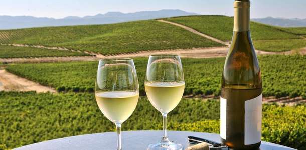 Kaliforniya şarabı alın  