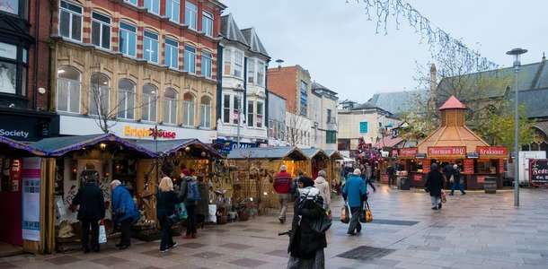 Cardiff Kalesi’ni gezin