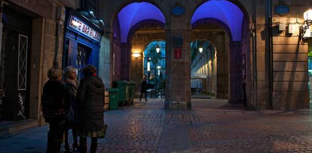 Bilbao gecelerinde eğlenmenin tadına varın  