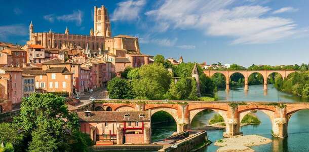 Cathedrale Sainte’yi fotoğraflayın