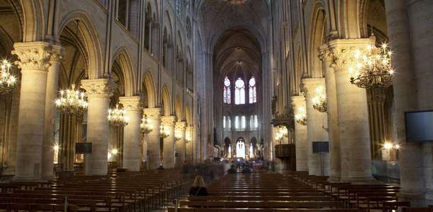 Şehrin en ünlü katedrali, Catedral Senhor Bom Jesus da Lapa'yı ziyaret edin