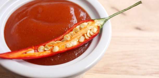 Kırmızı Chili Sosu