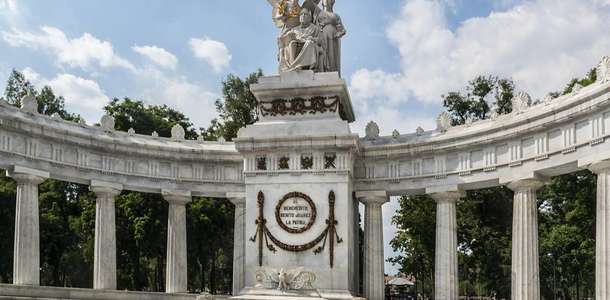 Benito Juarez Anıtı’nı görün