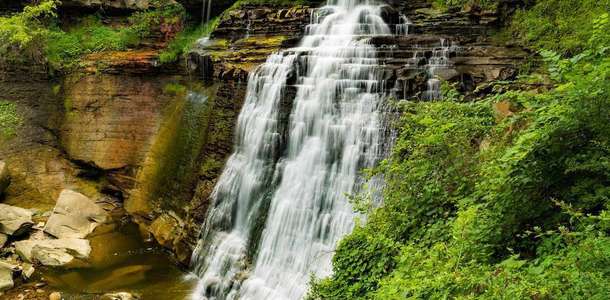 Cuyahoga Nehri’nde kamp kurun