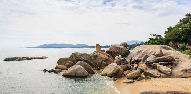 Dede ve Nine Kayalıkları