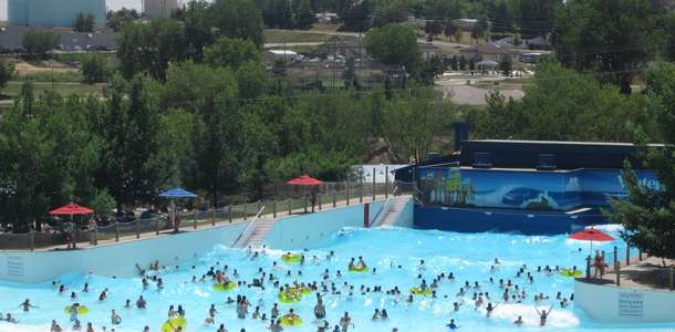 Water World’de kaydıraklarda eğlenin 
