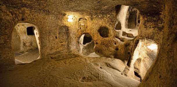 Derinkuyu ve Kaymaklı yeraltı şehirlerine inin  