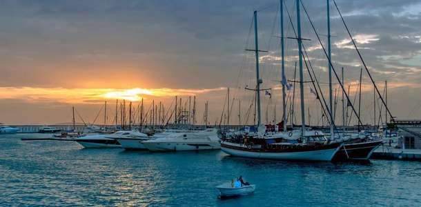 Didim Marina’da kahve molası verin