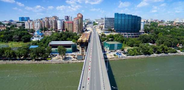 Don Irmağı kıyısında keyiflenin