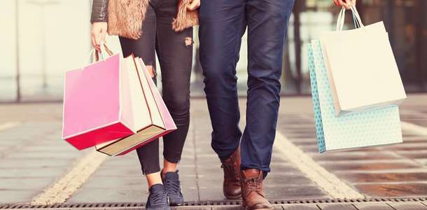 Drottninggaten’da alışveriş çılgınlığına dâhil olun