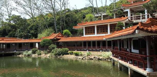 Fairy Lake Botanik Bahçesi