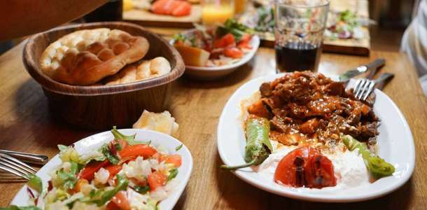 Fars mutfağından lezzetler deneyimleyin