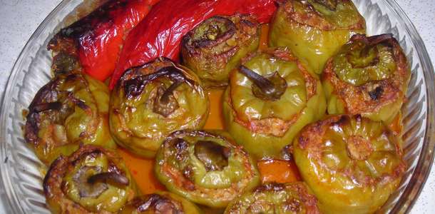 Fırında biber dolması