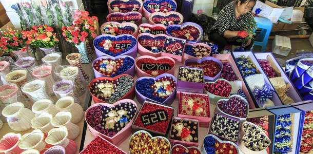 Flower & Bird Market’te alışveriş yapın