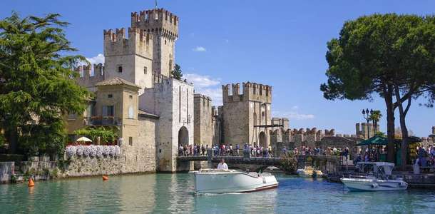 Garda Gölü’nün güzelliklerine şahitlik edin  