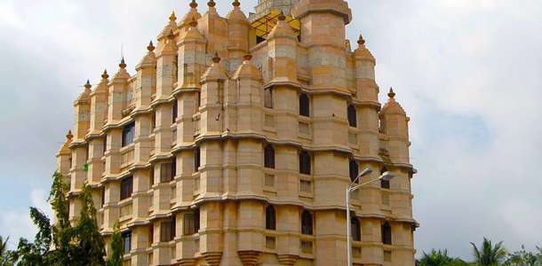 Siddhivinayak Temple’ın görkemini ve tarihini keşfedin