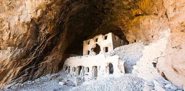 Meryem Ana Manastırı’nı ziyaret edin