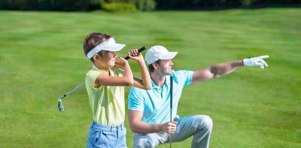 Forest Park’ta golf oynayın, bisiklete binin veya çimlerde dinlenin  