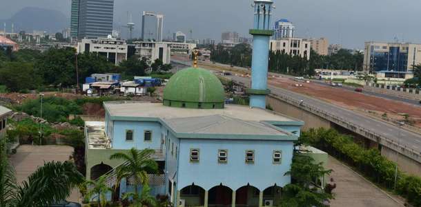 Görkemli Abuja Ulusal Camii’ni ziyaret edin