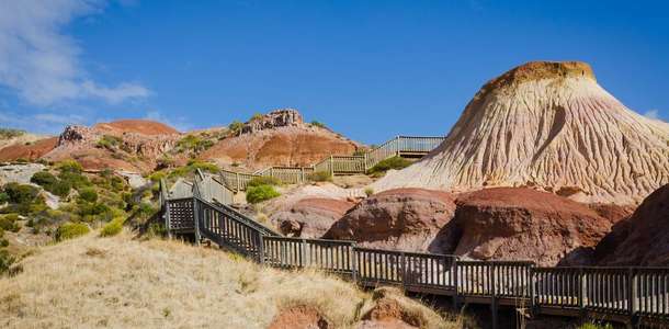Hallett Cove ve civarında ilginç kaya oluşumlarını inceleyin  