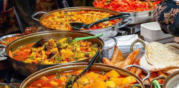 Curry Mile’de Hint yemeklerini tadın